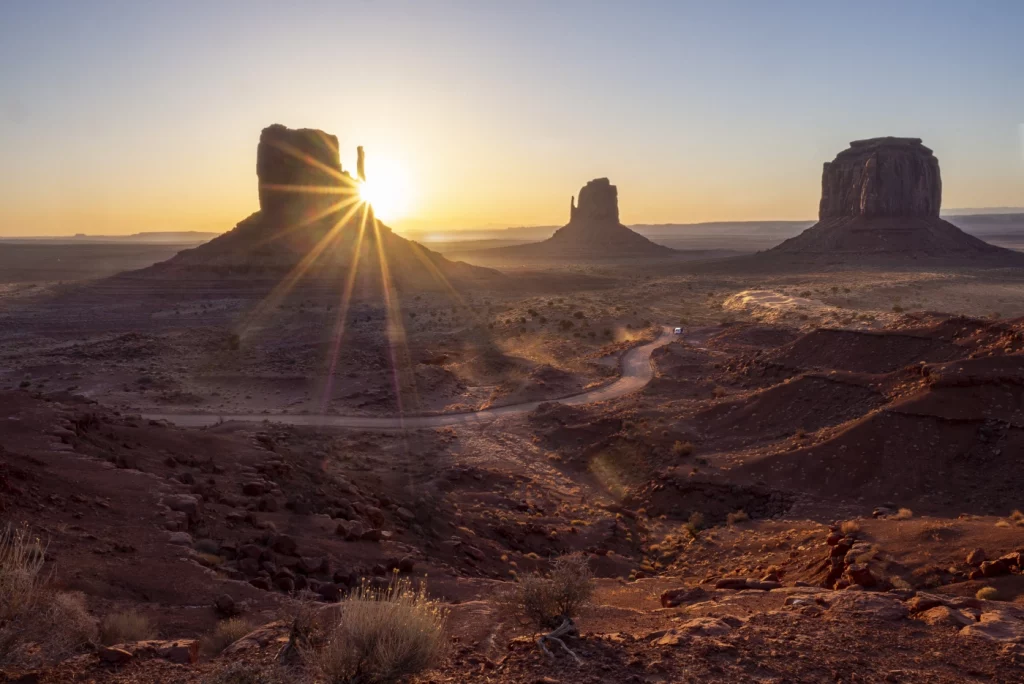 Sonnenaufgang im Monument Valley