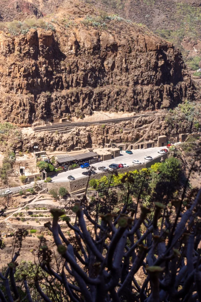 Blick auf Montaña de las Tierras gegen Ende des Abstiegs