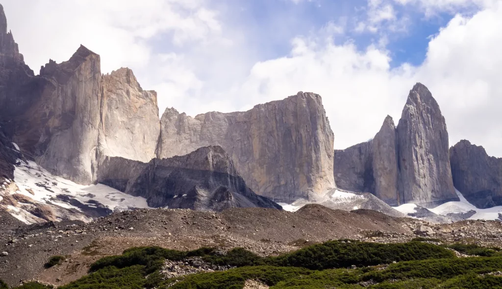Bergpanorama auf dem W-Trek im Torres del Paine Nationalpark